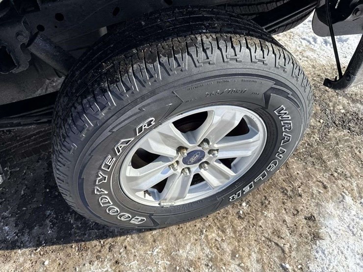 2010-ford-f150-xlt-image-19