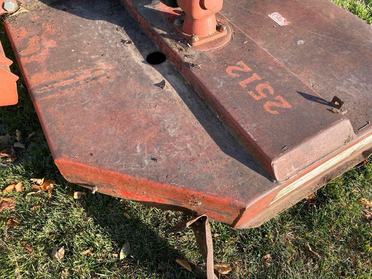 bush-hog-2512-image-12