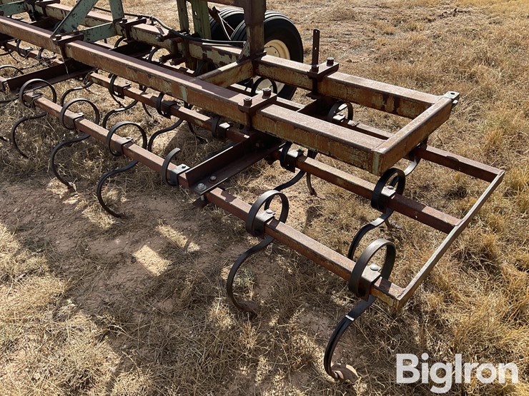 bigham-bros-3-pt-duckbill-winged-ripper-plow-image-19
