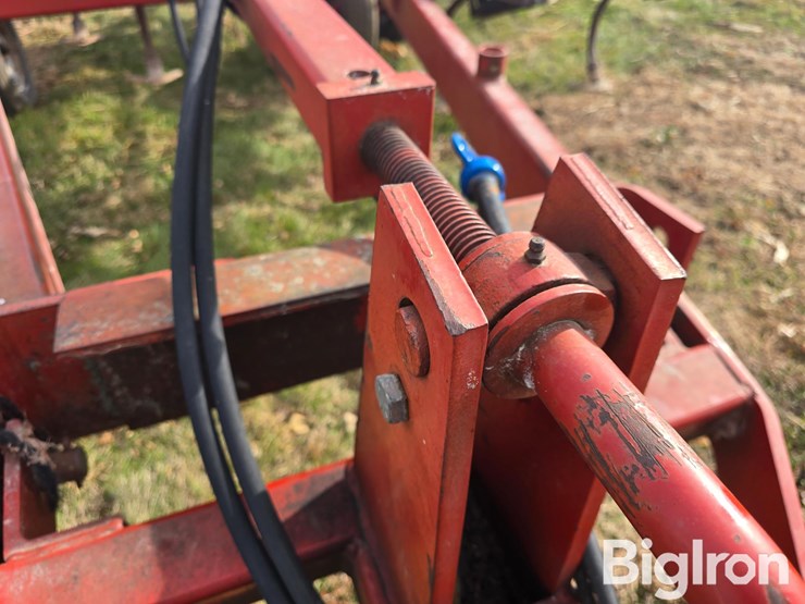 case-ih-4800-image-11