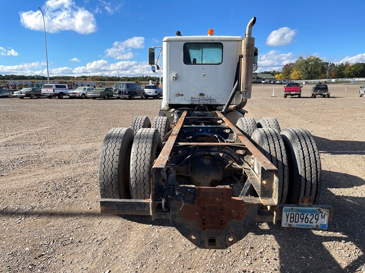 international-9300-image-4