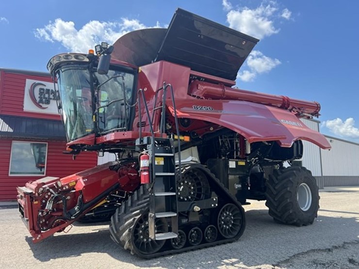 case-ih-8250-image-26