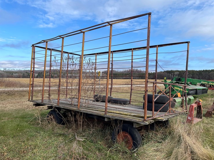 #210-•-16'-hay-rack-on-running-gear-(boyceville,-wi)-image-3