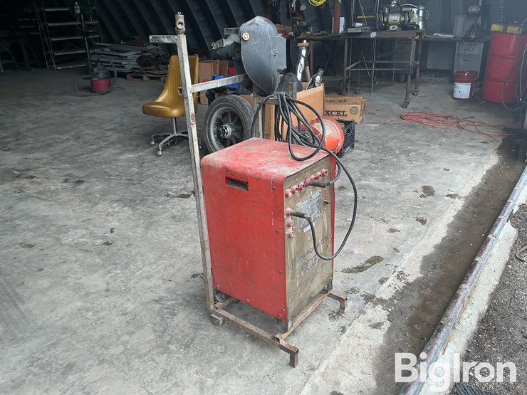 marquette-180-ac-arc-welder-image-3