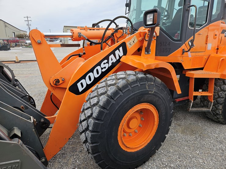 doosan-dl220-3-image-23