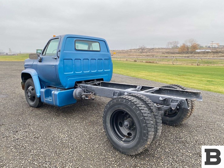 chevrolet-cheyenne-truck---caution-image-3