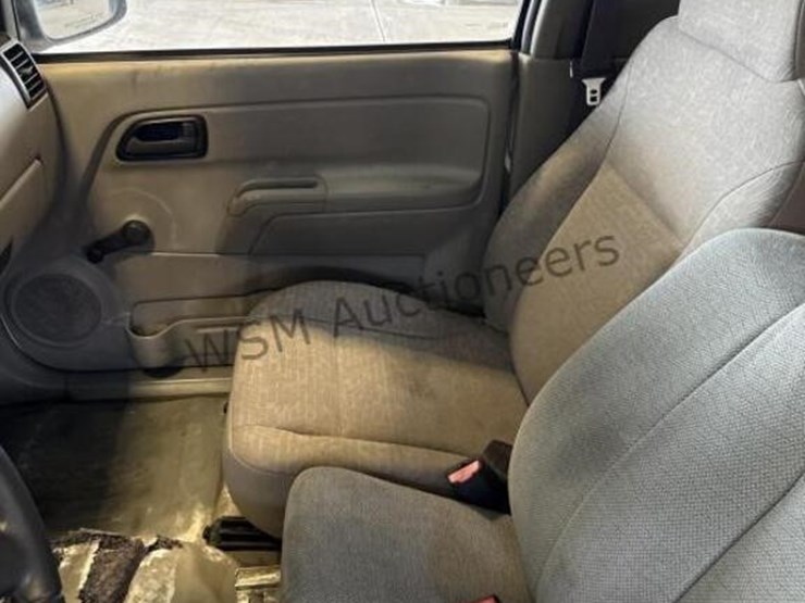 2005-chevrolet-colorado-image-24