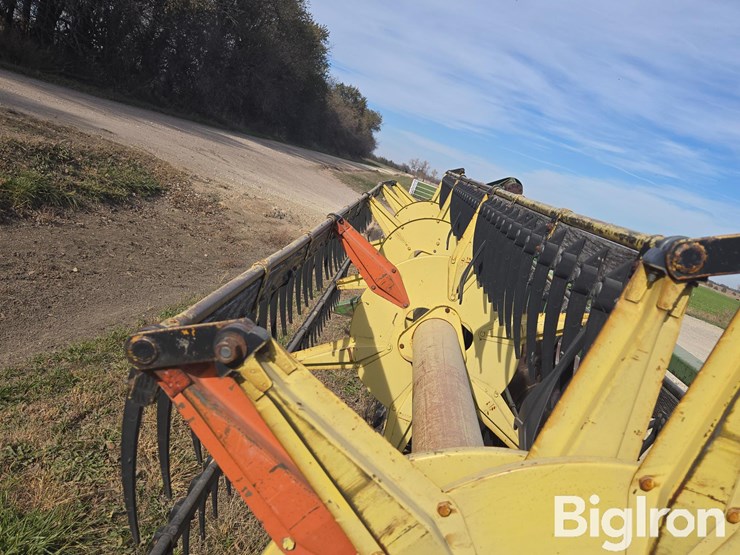 john-deere-216-image-10