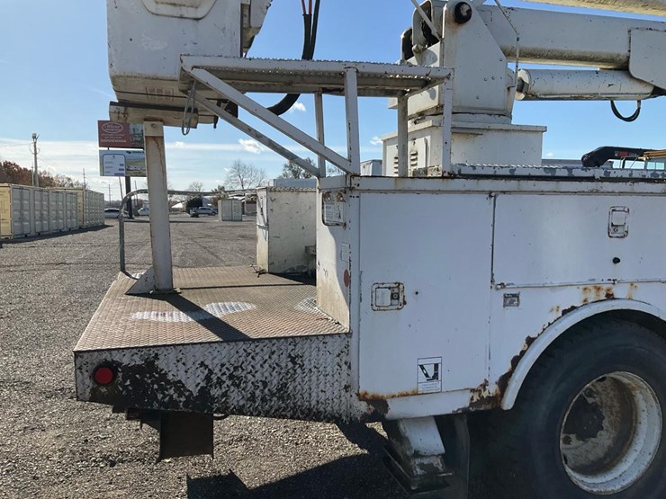 2001-international-4900-image-44