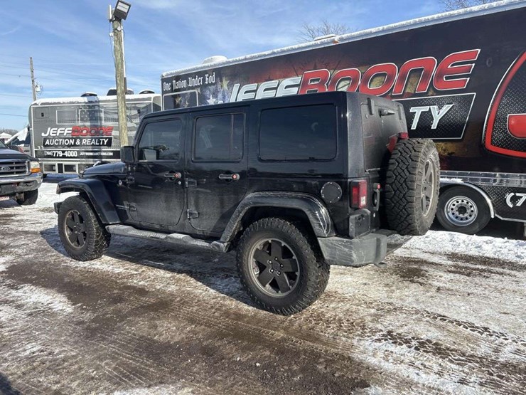2012-jeep-wrangler-image-3