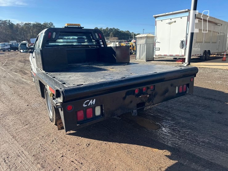 ford-f350-xl-image-4