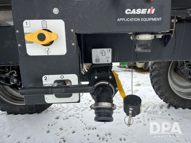 case-ih-patriot-3340-image-44