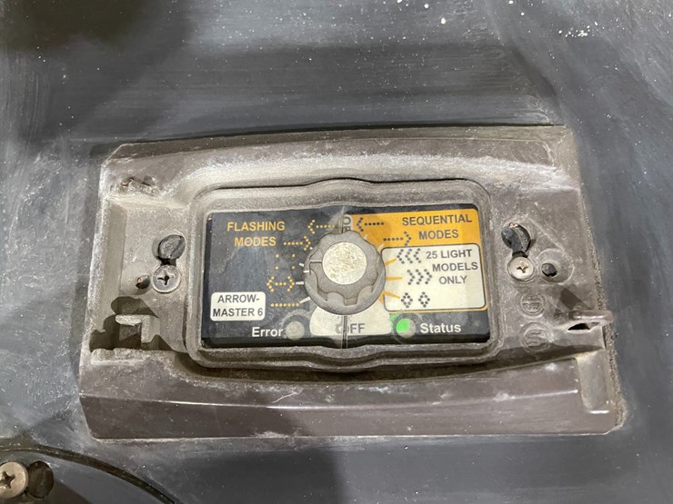 #7887-•-light-up-arrow-sign-image-6