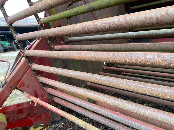 new-holland-850-image-22