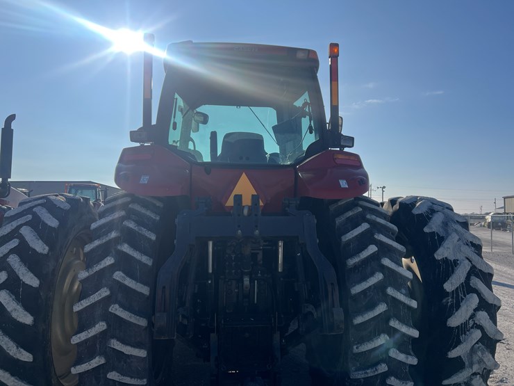 case-ih-magnum-340-image-21