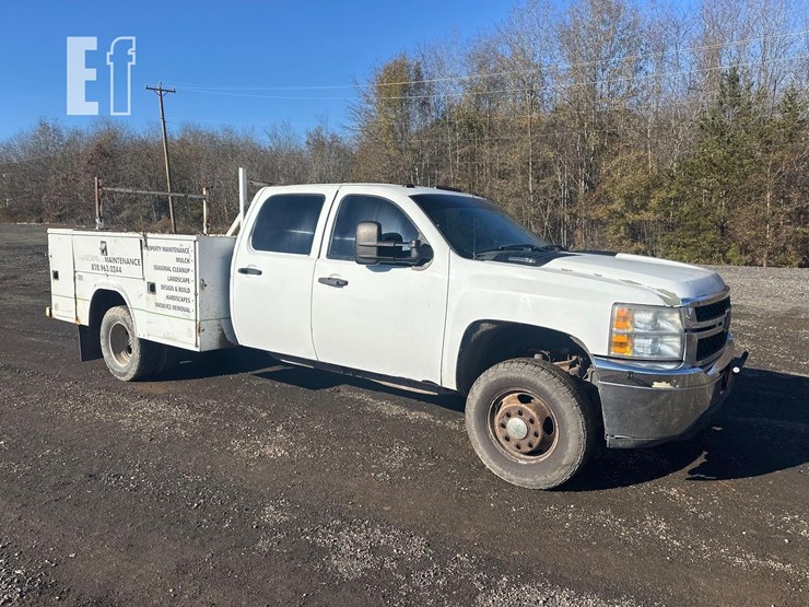 chevrolet-3500hd-image-1