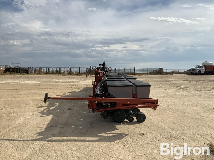 case-ih-1200-image-8