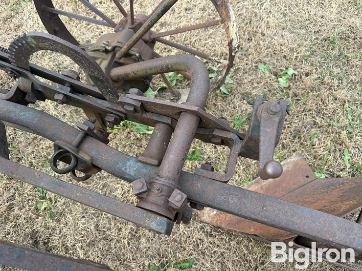 john-deere-2-image-19