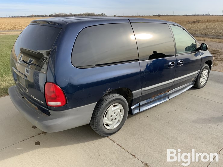 dodge-grand-caravan-se-image-5