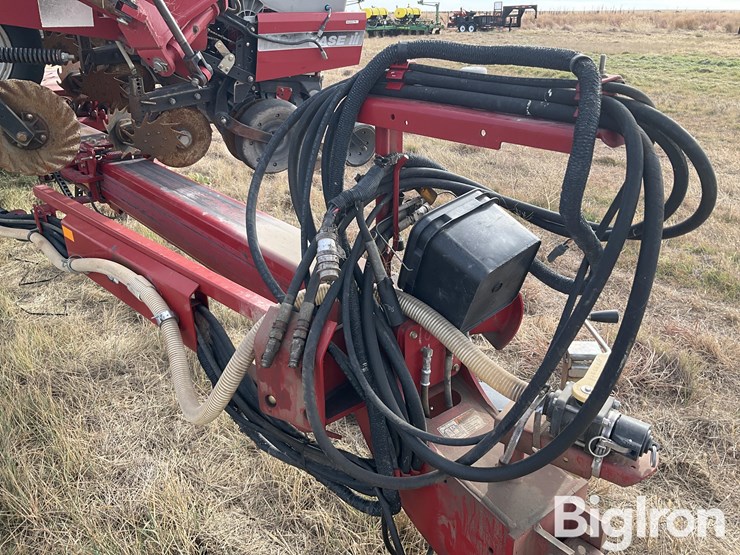 2016-case-ih-1200-image-13