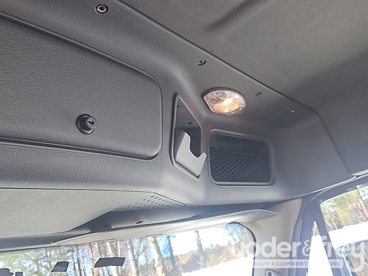 2018-freightliner-cascadia-image-57