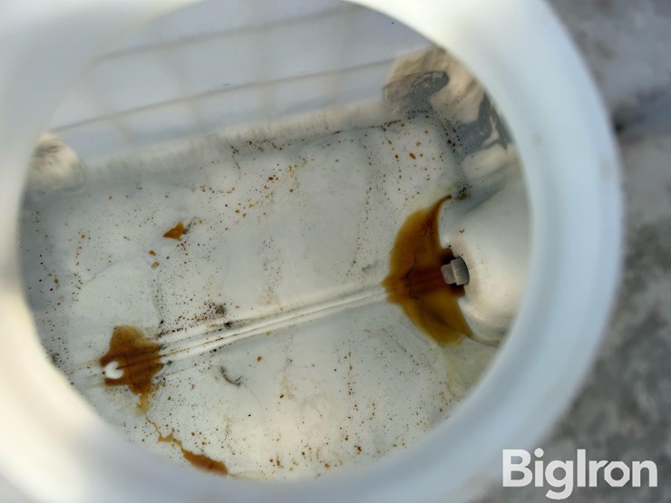 poly-265-gal-containers-image-11