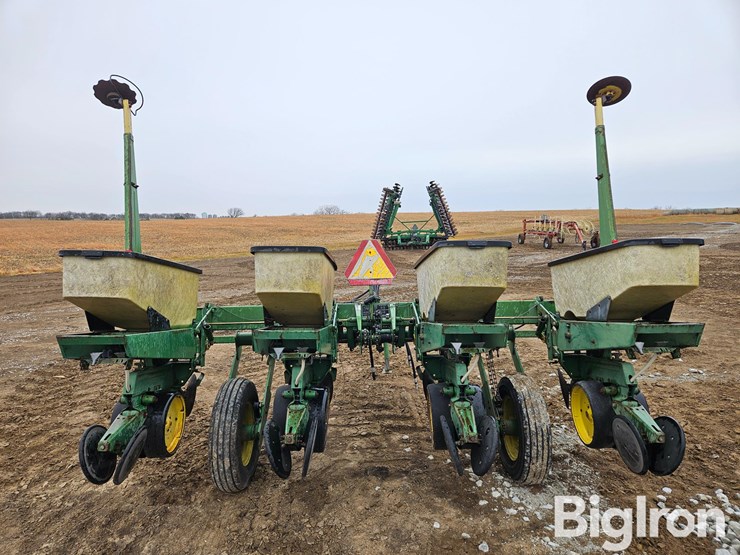 john-deere-7000-image-6