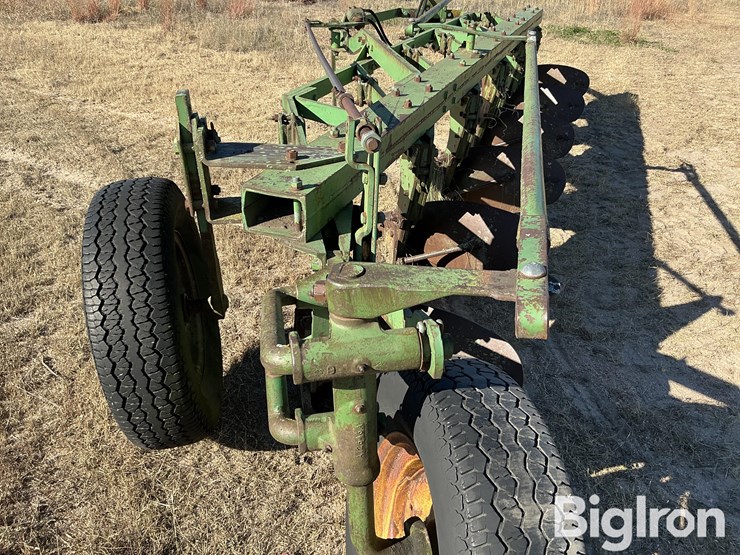 john-deere-6-image-17