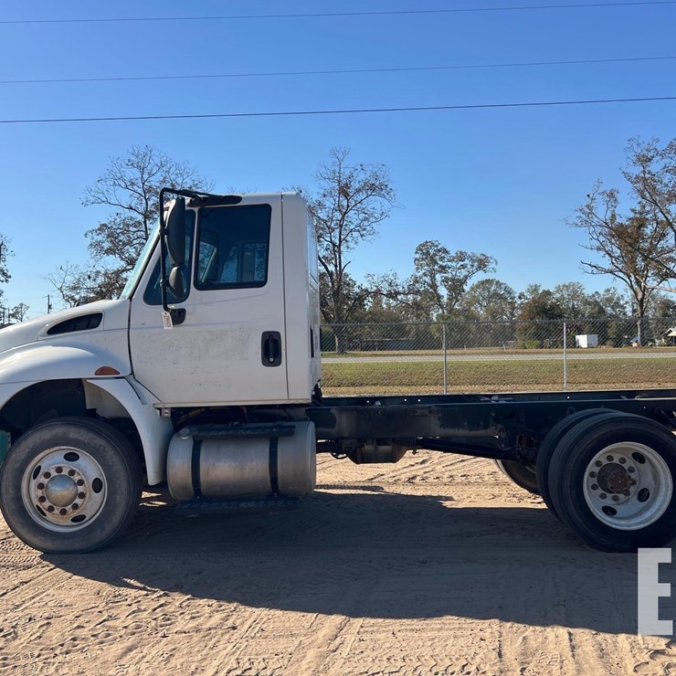 INTERNATIONAL DURASTAR 4300