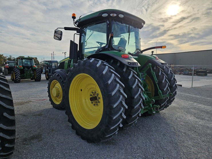john-deere-7230r-image-11