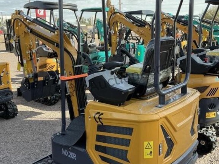 2025-cfg-mx20r-mini-excavator-image-3