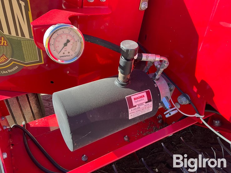 massey-ferguson-1840-image-10