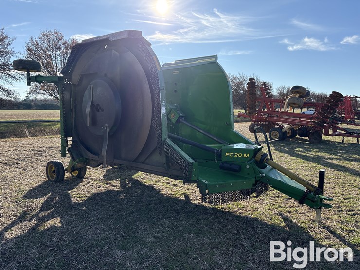 2022-john-deere-fc20m-image-3