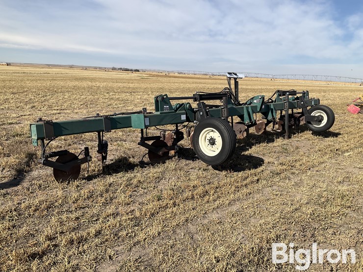 caterpillar-30-image-3