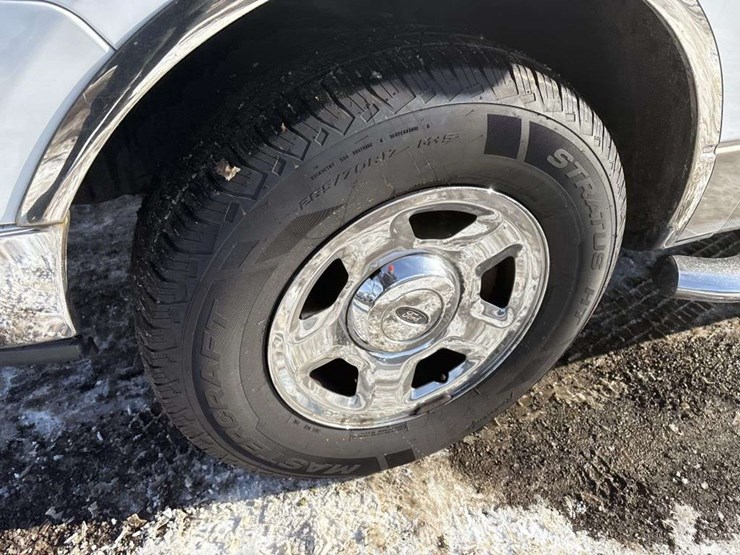 2004-ford-f150-xlt-image-8