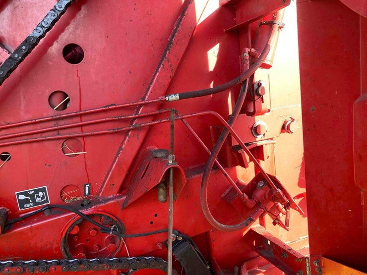 new-holland-644-image-19