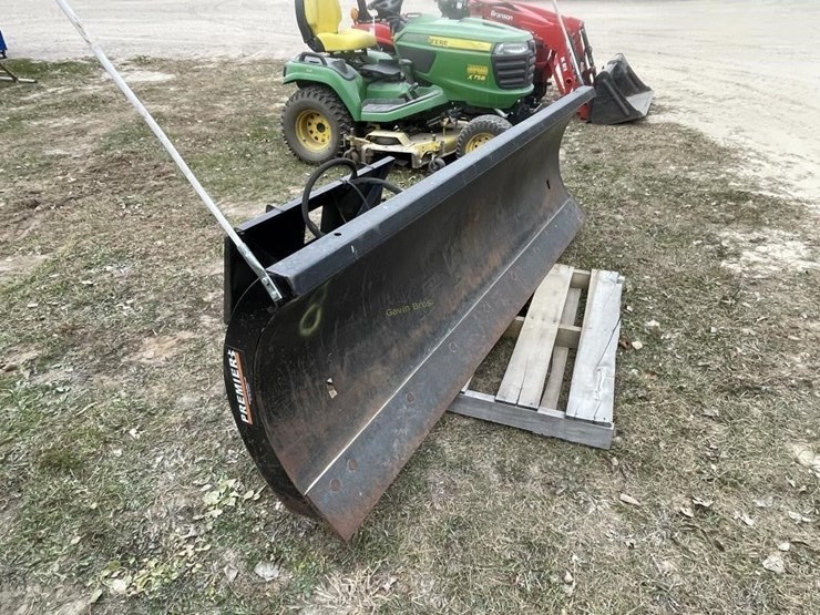 premier-8'-universal-attach-snow-plow-image-4