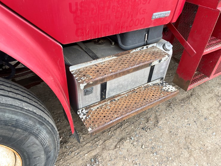 #1119-•-2009-freightliner-digger-derrick-(has-mn-title)-image-10