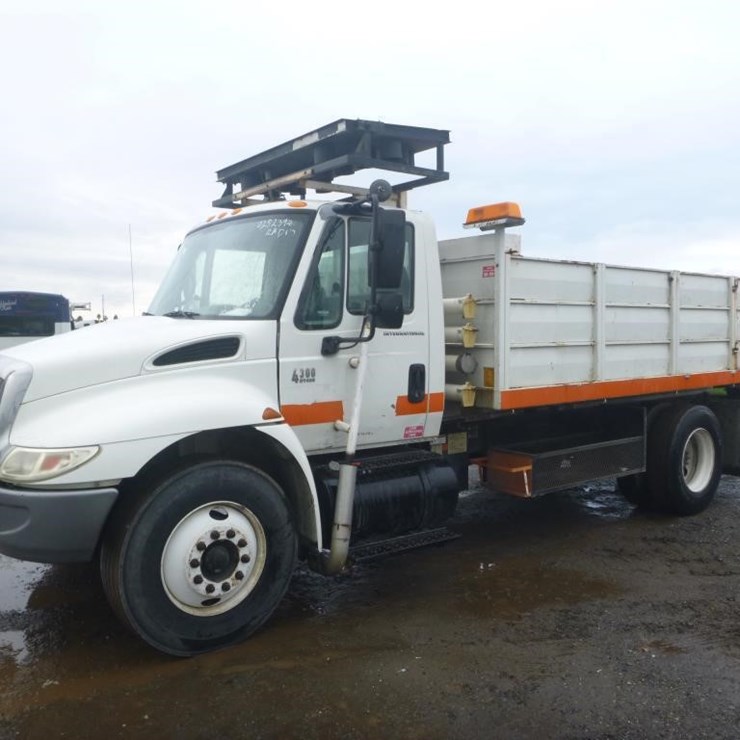 INTERNATIONAL DURASTAR 4300