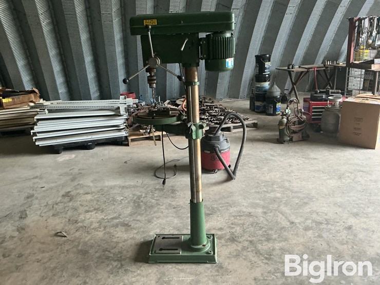 central-machinery-t-583-drill-press-image-8