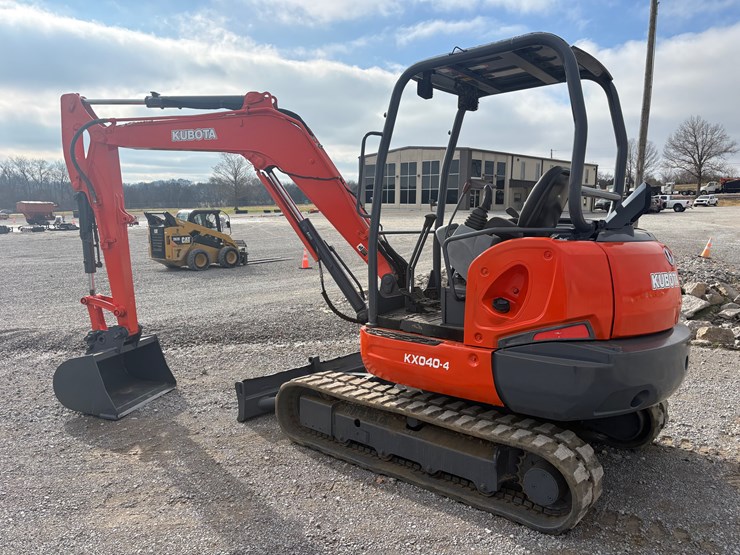 kubota-kx040-4-image-5