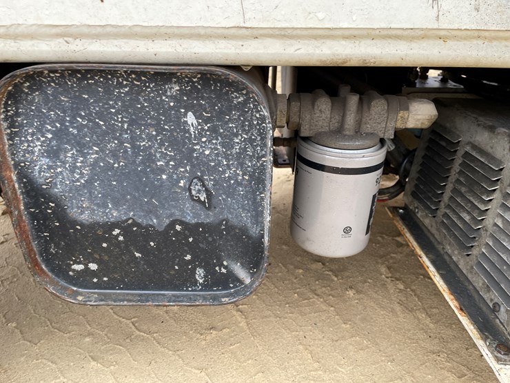 #301-•-terex-scissor-lift-image-24