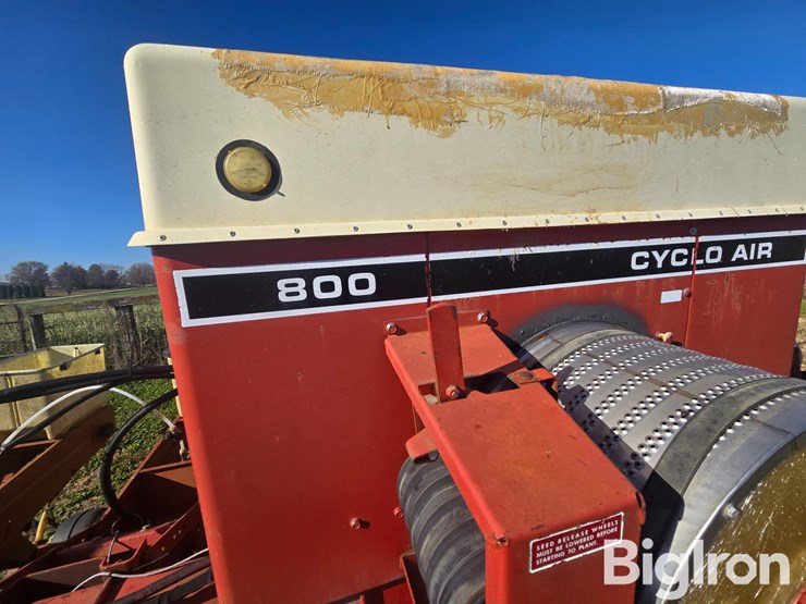 case-ih-800-image-11