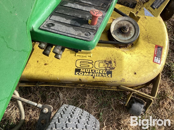 john-deere-445-image-11