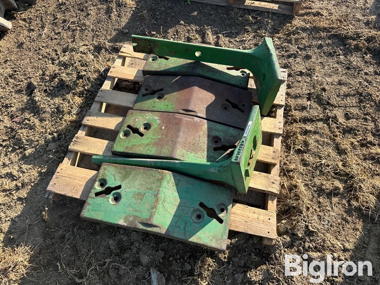 john-deere-10-image-2