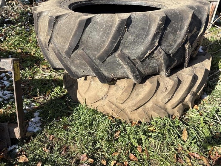 (2)-18.4---34-tractor-tires-image-2