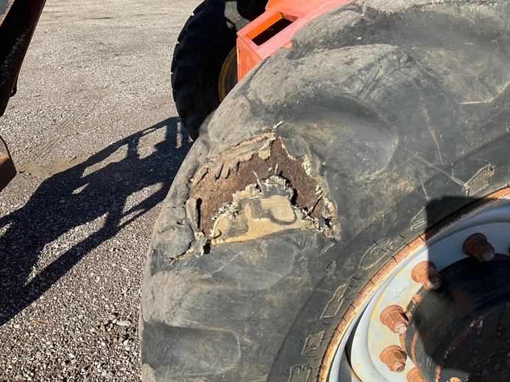 2016-sky-trak-6042-image-18