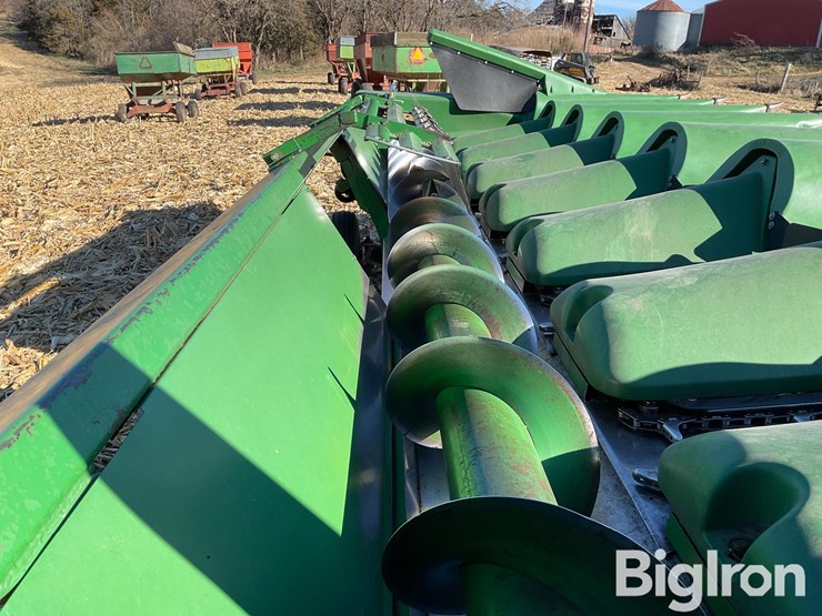 john-deere-843-image-10