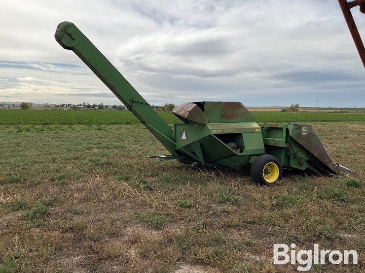 john-deere-300-image-4