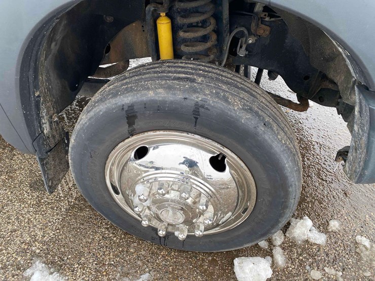 2012-ford-f450-image-43